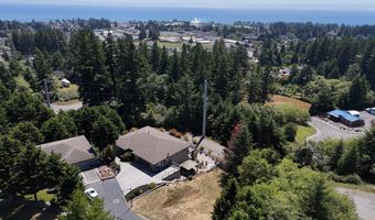 7774 ZOE Dr, Brookings, OR 97415