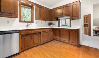 2320 STROEBE ISLAND Dr, Appleton, WI 54915