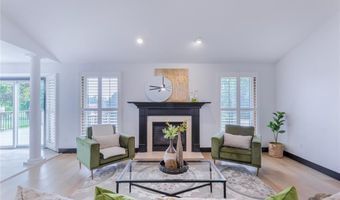 2634 Dennis Dr, Alton, IL 62002