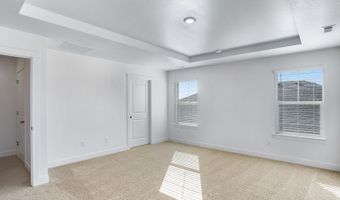 1908 Chaffee Crest Dr, Berthoud, CO 80513