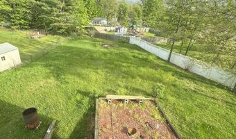 16 Roberts Dr, Accord, NY 12404