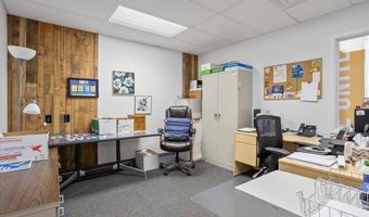 1007 E LINCOLNWAY, Cheyenne, WY 82001