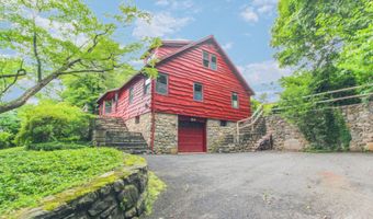 279 Candlewood Lake Rd, Brookfield, CT 06804