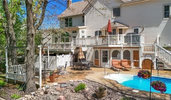 12581 Dover Dr, Apple Valley, MN 55124