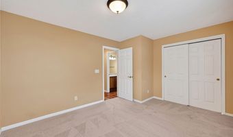 500 Glen Hollow Cir, Aurora, OH 44202