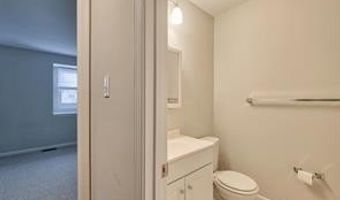 12 HERITAGE Ct, Annapolis, MD 21401