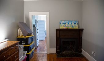 66 Weaver St, Baxley, GA 31513