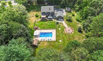 111 Peeptoad Rd, Scituate, RI 02857