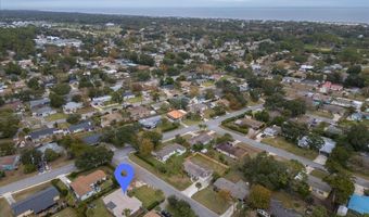 490 MAKO Dr, Atlantic Beach, FL 32233