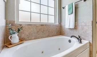 2510 Waterford Ct, Bartlesville, OK 74006