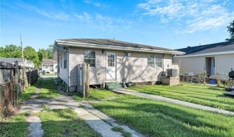 1012 CENTER St, Arabi, LA 70032