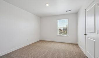 1860 Chaffee Crest Dr, Berthoud, CO 80513