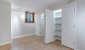 8604 TOBIN Rd, Annandale, VA 22003