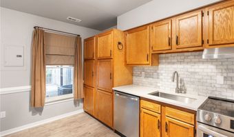 126 Arlington Sq, Ashland, VA 23005