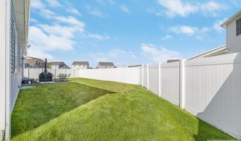 408 N Curlew Dr, Ammon, ID 83401