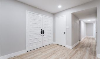 1009 Ironwood Dr, Las Vegas, NV 89108