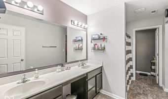 8724 Stoddard Ln, Indianapolis, IN 46217
