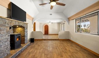 902 Searchlight Ranch Rd, Acton, CA 93510