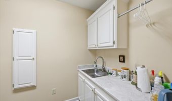 103 Woodlands Green Dr, Brandon, MS 39047