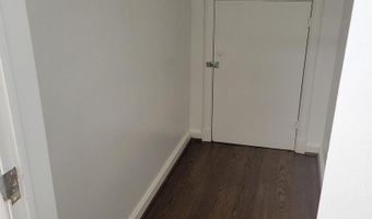 2250 N QUANTICO St, Arlington, VA 22205