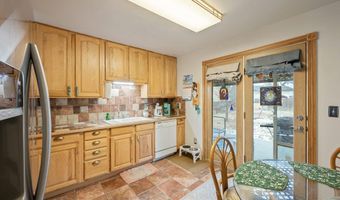 4318 E 8TH St, Cheyenne, WY 82001