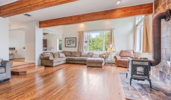 12 Thunder Dr, Alloway, NJ 07418