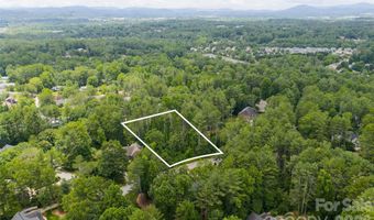 4 Dunnwoody Dr, Arden, NC 28704
