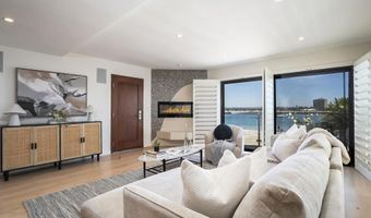 2820 BAYSIDE Walk 6, San Diego, CA 92109