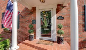 1210 McKinley Blvd, Alton, IL 62002