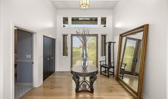 2760 N Territorial Rd W, Ann Arbor, MI 48105