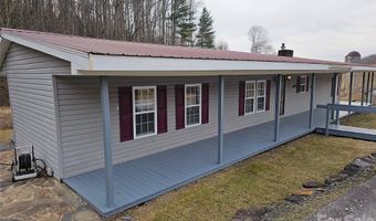 656 Water St, Bakersville, NC 28705