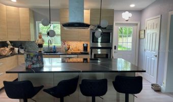 740 NAPLES Dr, Orlando, FL 32804