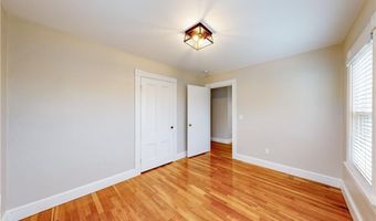 845 Main St, East Greenwich, RI 02818