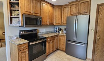 709 N 3rd St, Aberdeen, SD 57401