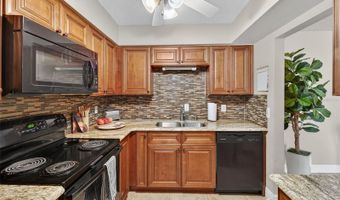 534 ORANGE Dr 13, Altamonte Springs, FL 32701