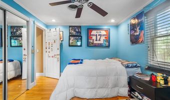 18 Magnolia Ln, Coventry, RI 02816