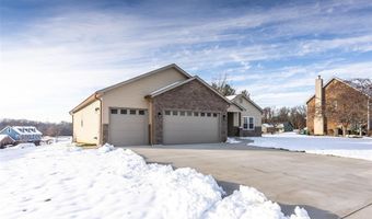 9 Fairway Ct, Alton, IL 62002