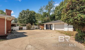 702 S Presley St, Atmore, AL 36502