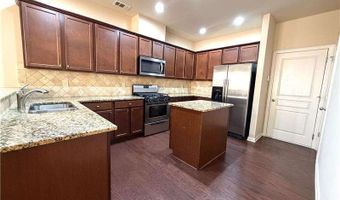 6215 Crested Moss Dr, Alpharetta, GA 30004