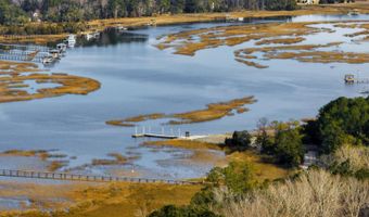1484 Old Rosebud Trl, Awendaw, SC 29429