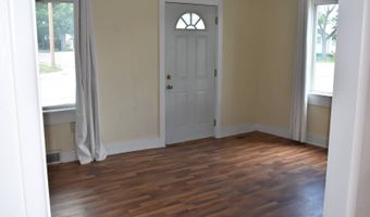 667 E 9th St, Alliance, NE 69301