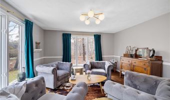 4 Intrepid Ln, Jamestown, RI 02835