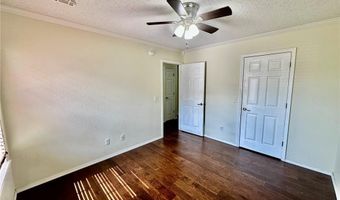 801 Jon Dr, Bentonville, AR 72712
