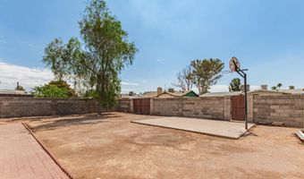 201 E CHOLLA St, Casa Grande, AZ 85122