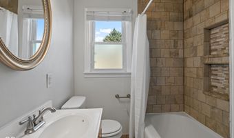 229 N 16th Ave, Beech Grove, IN 46107