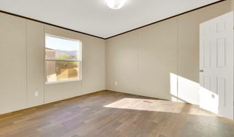 19500 E GREGORY St 16, Black Canyon City, AZ 85324