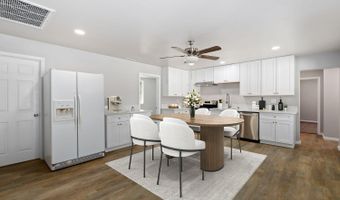 131 S Brandon Rd, Fallbrook, CA 92028