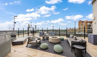 1021 N GARFIELD St B27, Arlington, VA 22201