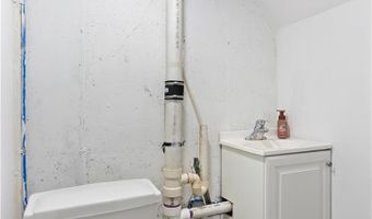 1728 32nd St SW, Allentown, PA 18103