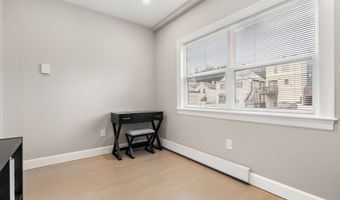 286 Sumner St 1, Boston, MA 02128
